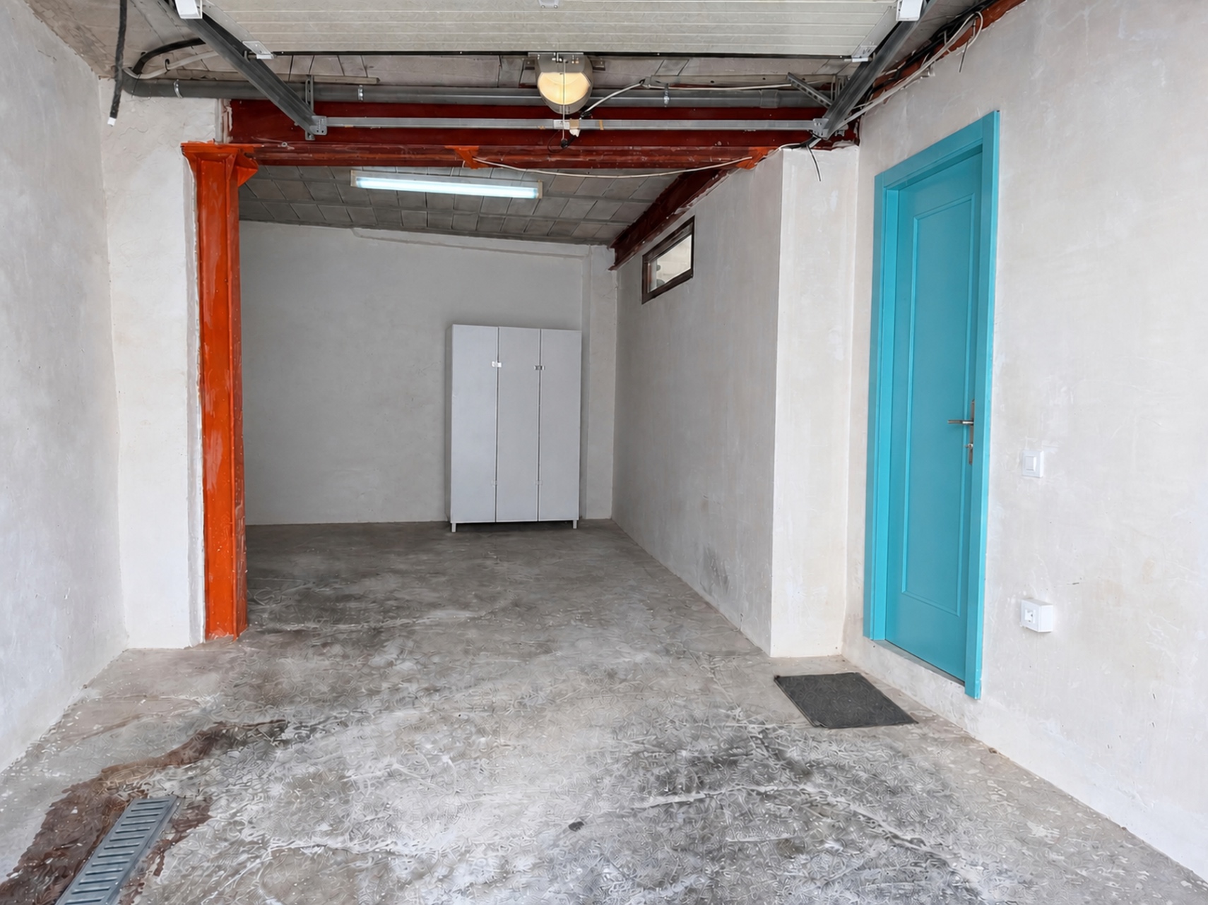 Casa de pueblo reformada con garaje y azotea en Oliva