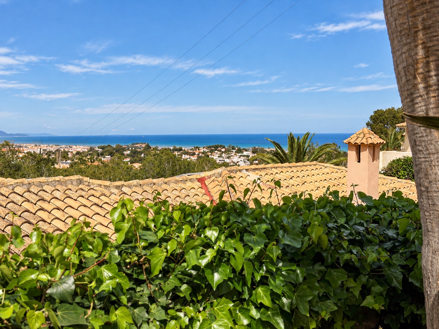 Chalet z basenem i widokiem na morze w Montgó, Dénia