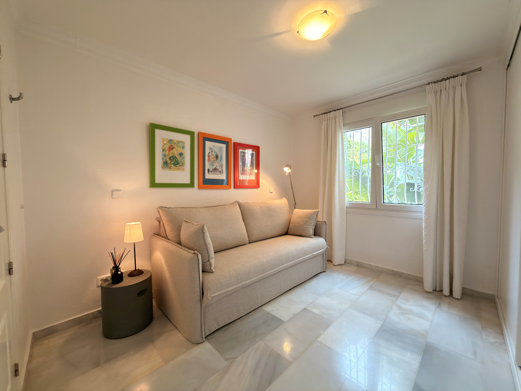 Chalet z basenem i widokiem na morze w Montgó, Dénia