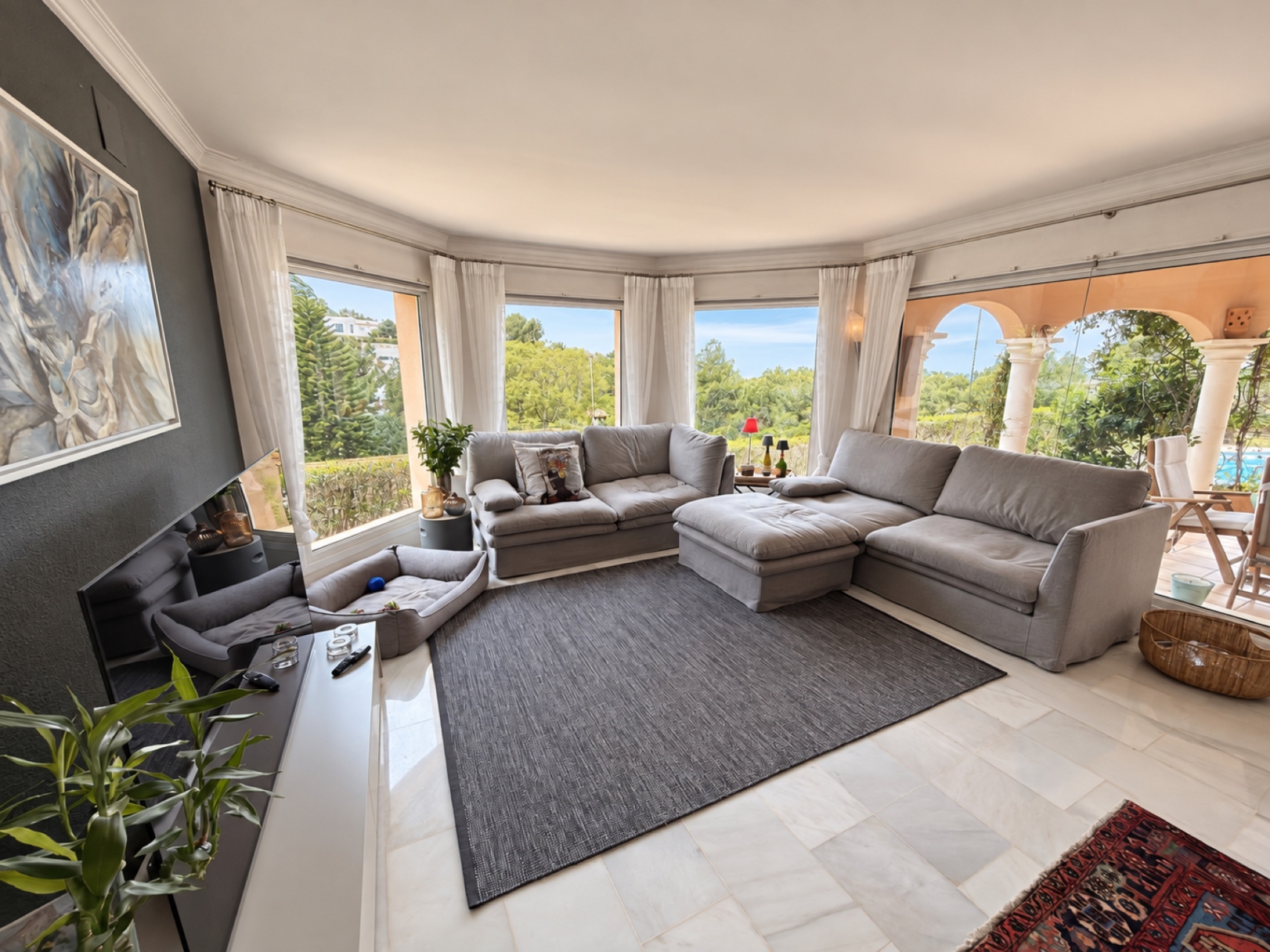 Chalet z basenem i widokiem na morze w Montgó, Dénia