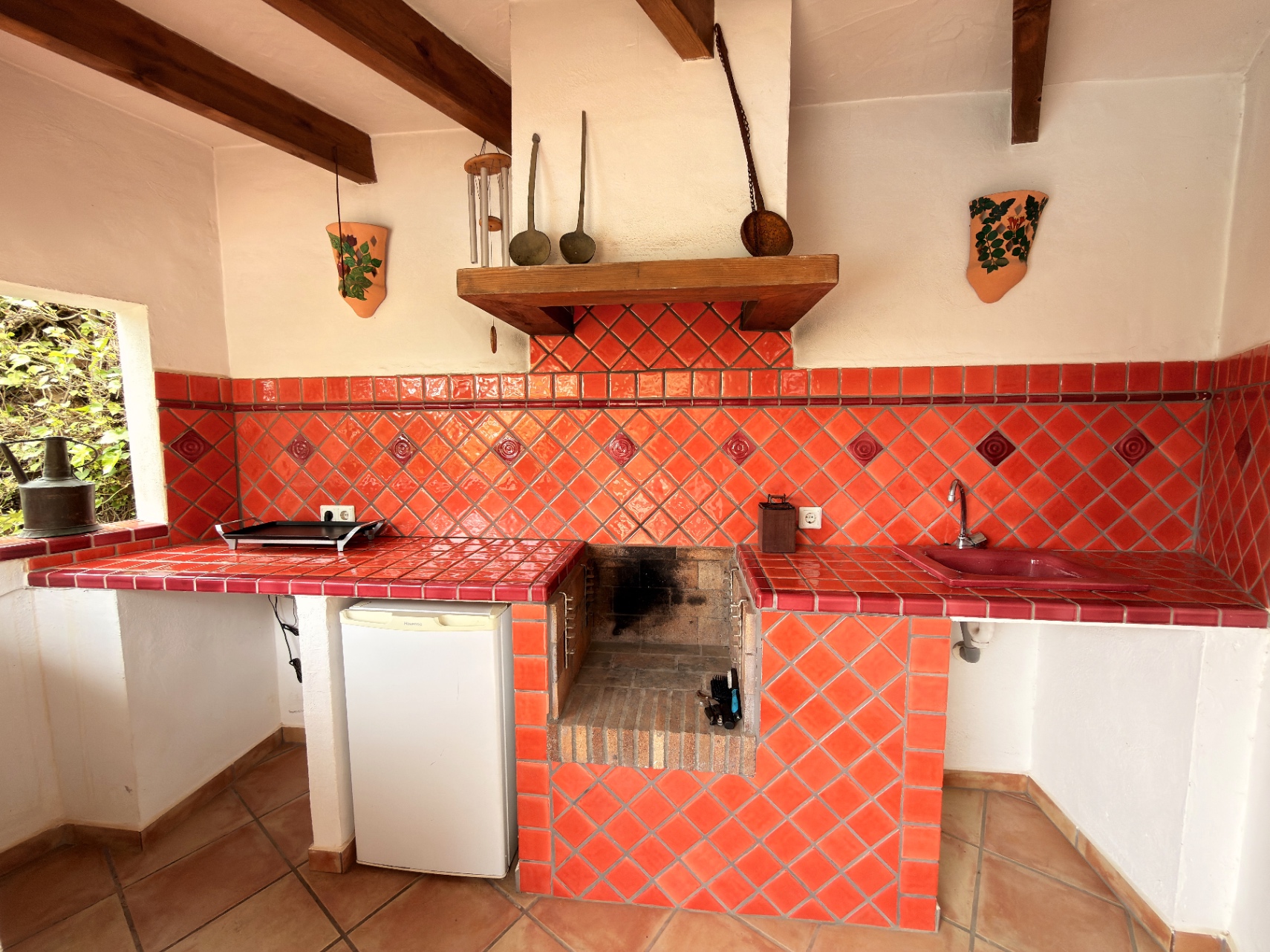 Chalet z basenem i widokiem na morze w Montgó, Dénia